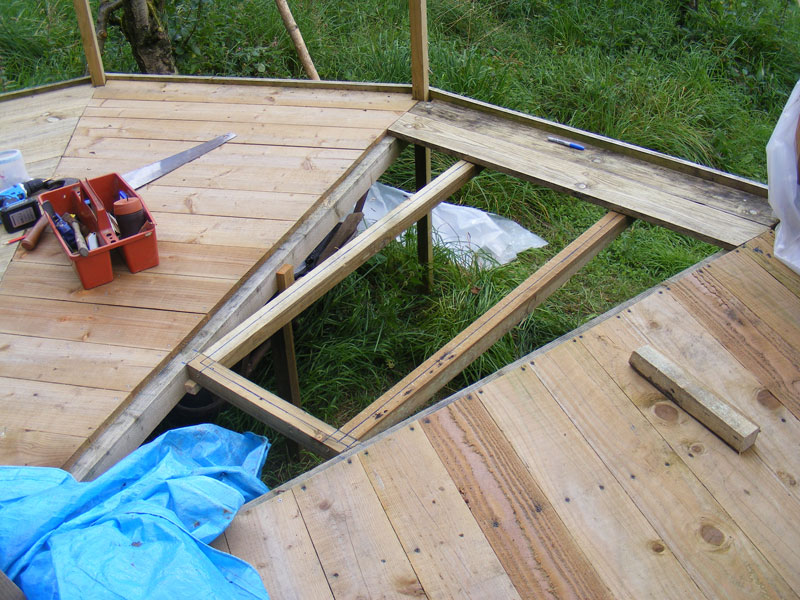 yurt floor section for a trapdoor